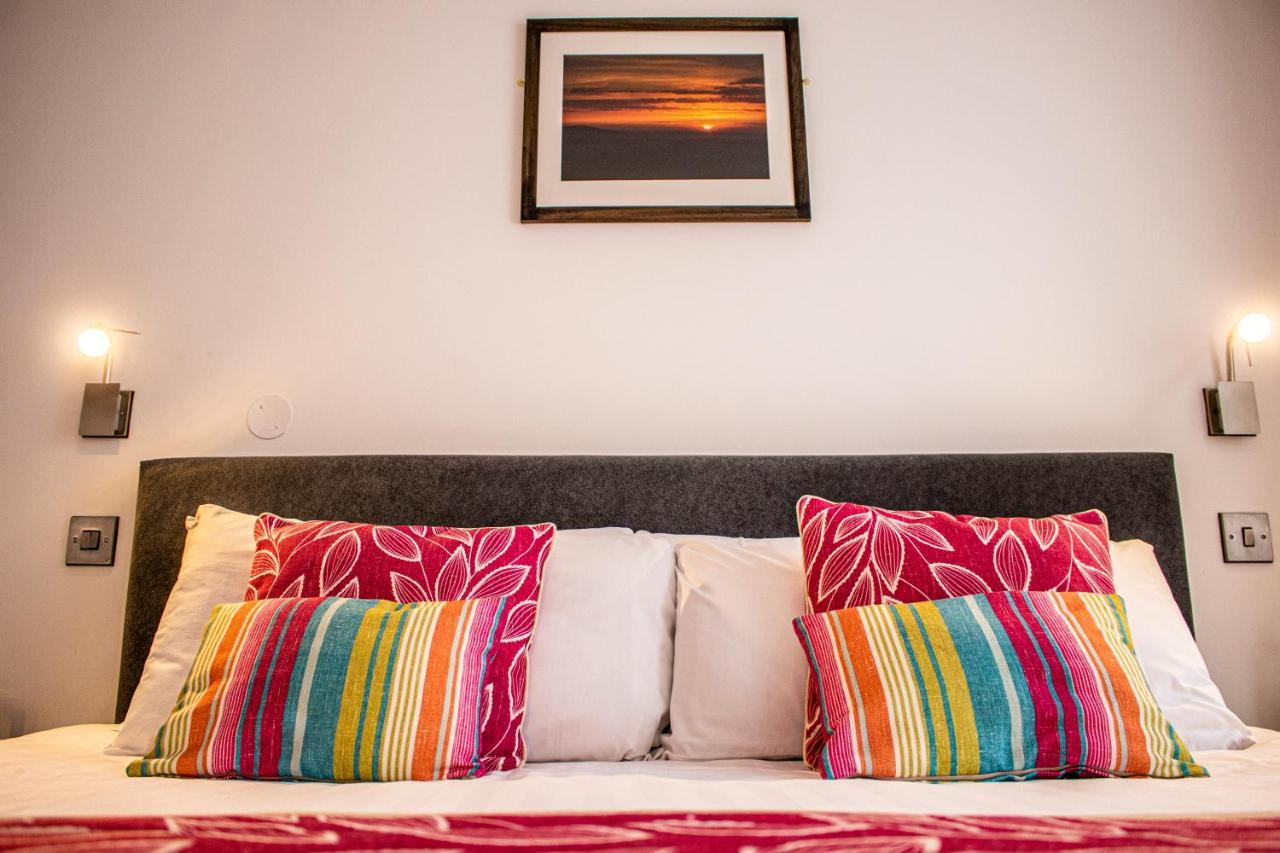 The Rostrevor Inn エクステリア 写真