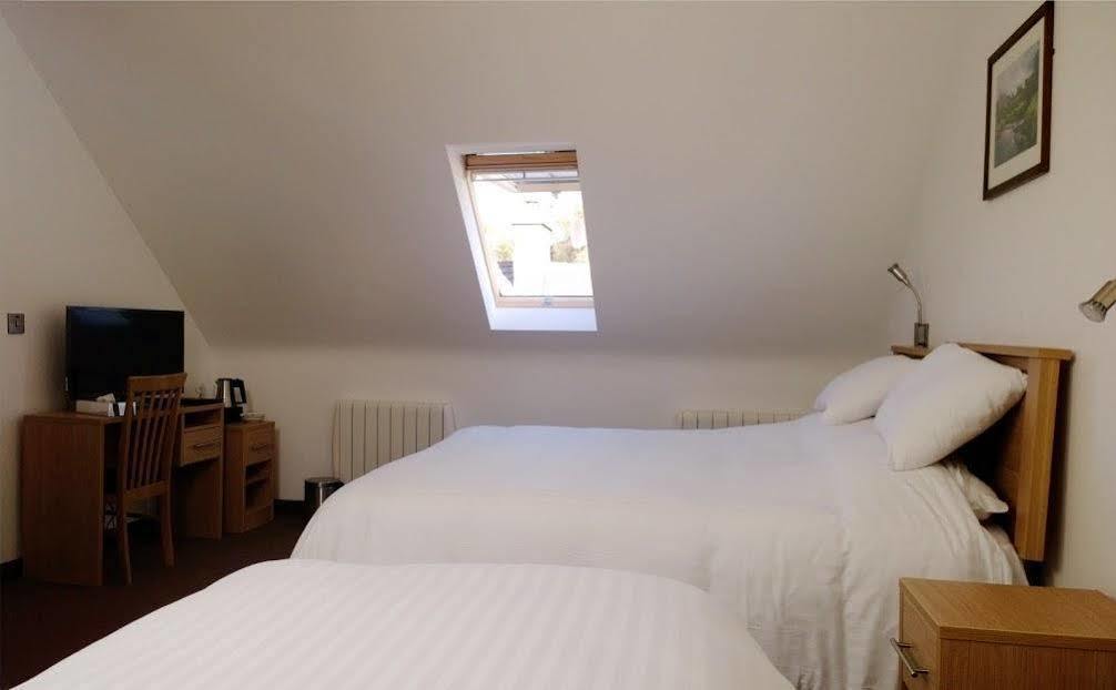 The Rostrevor Inn エクステリア 写真