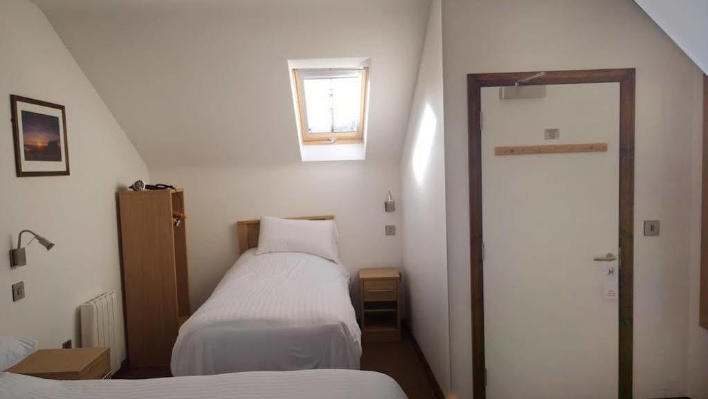 The Rostrevor Inn エクステリア 写真